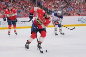 Aleksander Barkov telottiin ”aivan kylmäksi” – NHL-tähti puhui nyt suunsa puhtaaksi