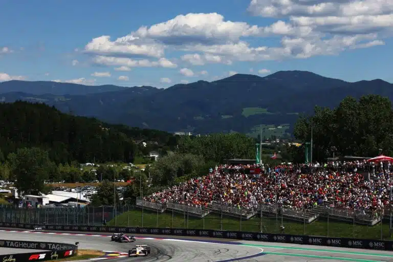 F1:ssä muhii supertähden siirtopommi – nyt ei ole kyse Max Verstappenista