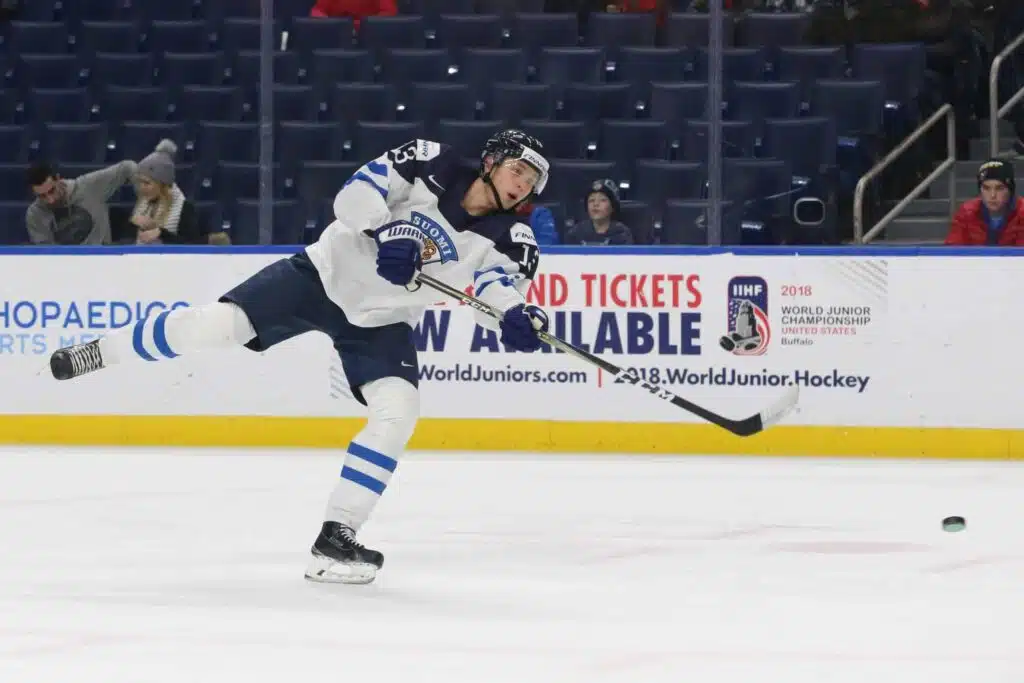 Urheilucast: Jokereihin huhutun SM-liigatähden vaatima sopimusehto ällistyttää – ”Outoa”