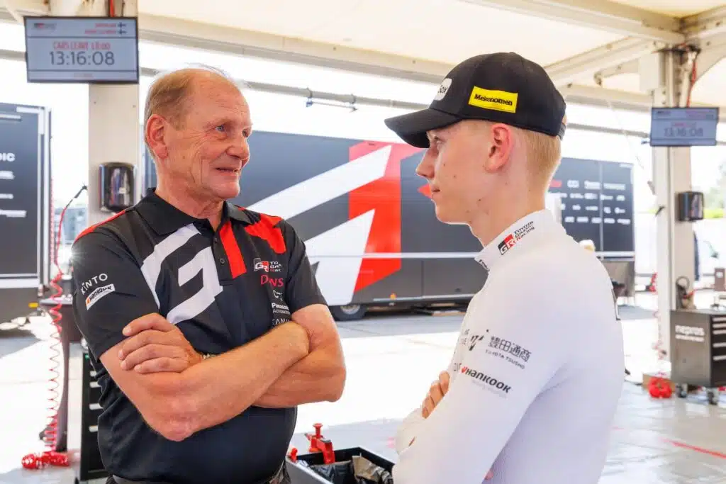 Lipsauttiko Toyota-pomo uutispommin suomalaisesta ralliässästä?