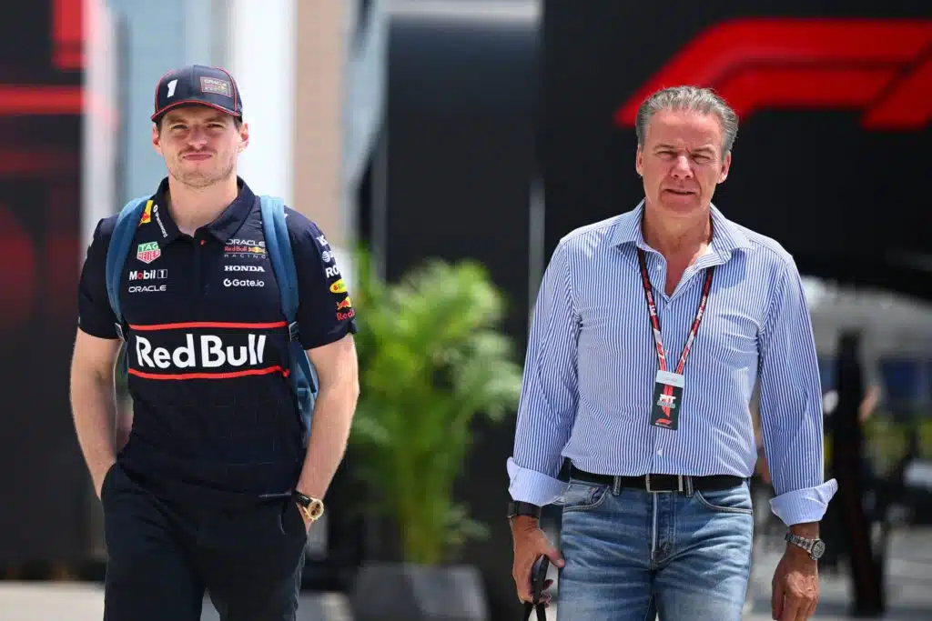 Max Verstappen täräytti brutaalin viestin Red Bullin työntekijöille