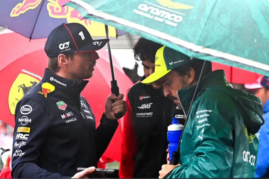 Max Verstappenilta kysyttiin Red Bull -pomon potkuista – vastaus oli jäätävä