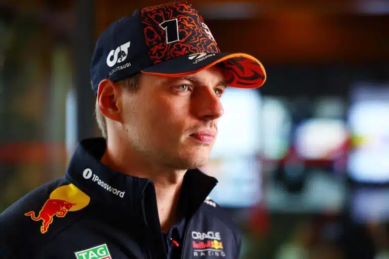Takavuosien F1-legenda haastoi Max Verstappenin – sai elämänsä nöyryytyksen