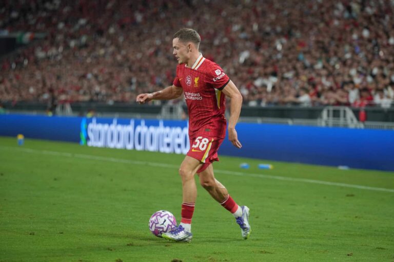 Lähes 140 miljoonan euron huti? Legenda teki tyrmäävän huomion Liverpool-tähdestä