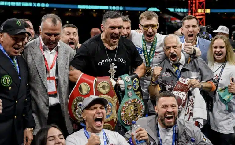 Oleksandr Usykista kuuluu kummia – pöydällä on melkoinen ottelu