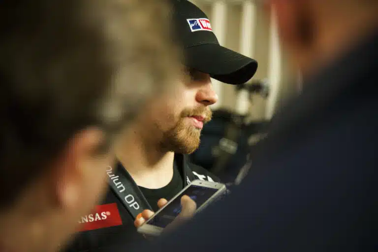 Suomalainen NHL-tähti hämmästeli ihmeellisiä oireita – lääkärin tuomio: ”Aivoverenvuoto”