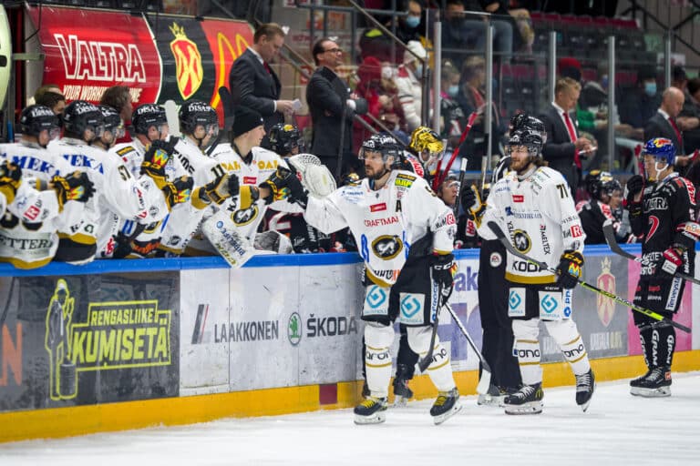 Se oli siinä: Kärpät jätti jäähyväiset legendalle