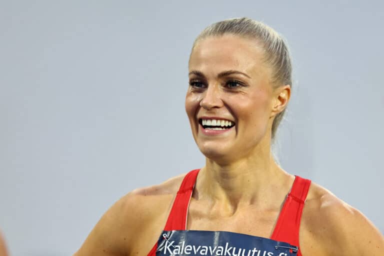 Lotta Harala kaupitteli 200 gramman esinettä – hinta 37 000 euroa