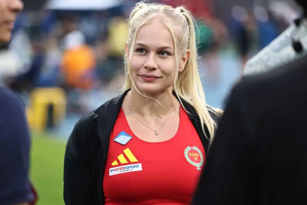 Saga Anderssonilta erikoista toimintaa seiväspaikalla – tästä oli kyse