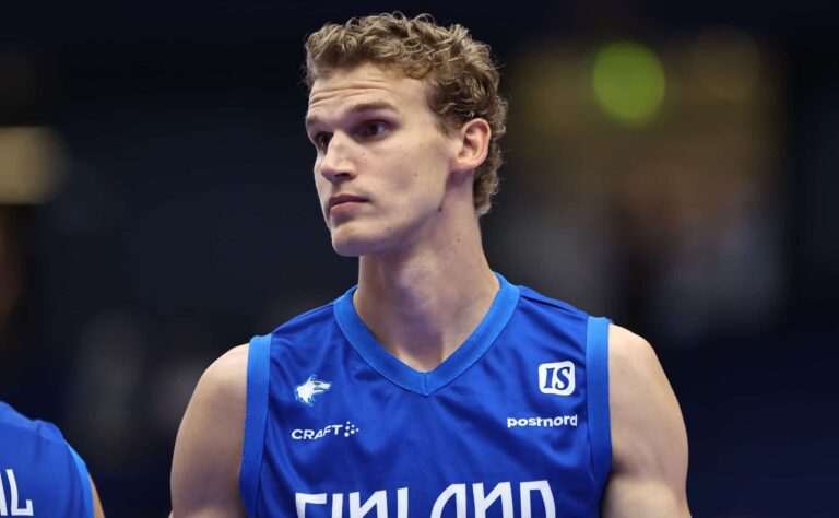 Lauri Markkasen hurja taidonnäyte kääntää katseita – NBA:kin ällisteli temppua