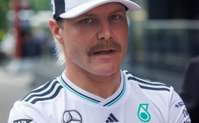 Valtteri Bottas sai karun yllätyksen – ”Tiesin, että Kimi tekee niin”