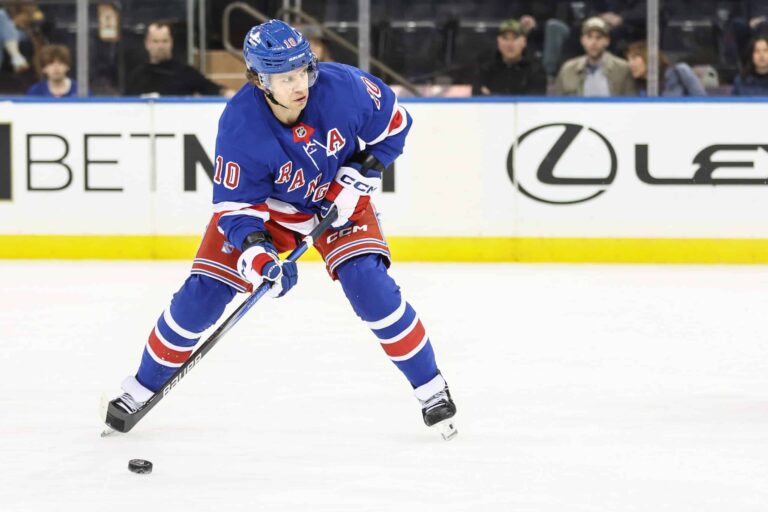 NHL:n sisäpiirissä kuhisee: Carolina Hurricanes virittelee kauden suurinta siirtopommia