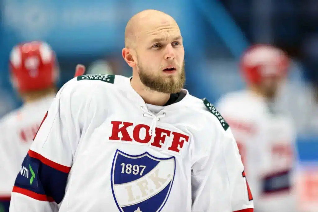 Kiuas: Tähtipelaaja esitti rajun vaatimuksen – ”Kertoo kuinka syvällä HPK on”