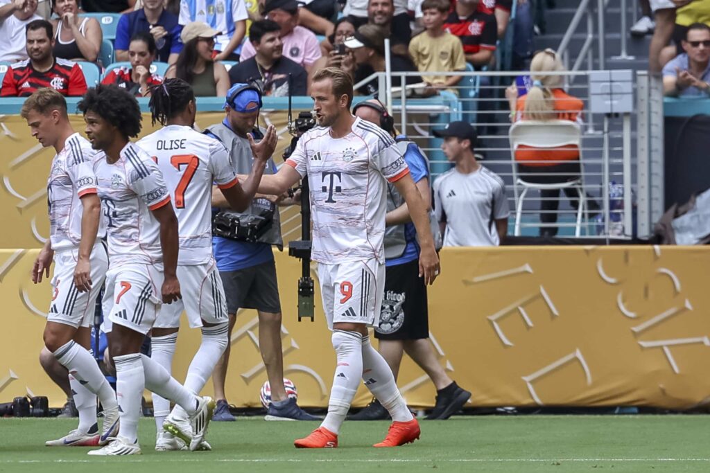 Harry Kane hurjien siirtohuhujen kohteena – sinetöikö vaimo ison ratkaisun?