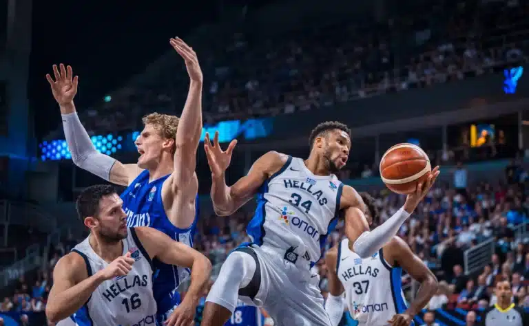 Susijengi oikeusmurhan kohteena? Urheiluvaikuttaja kiehui Riiassa: ”Vähän v*tuttaa”