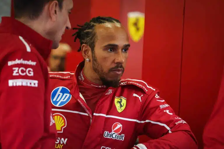 Schumacher avasi suunsa – armotonta tekstiä Lewis Hamiltonista