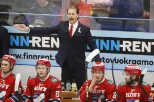 Lähde: HIFK ja Olli Jokinen ajautuneet valitettavaan tilanteeseen – jonkun on taivuttava