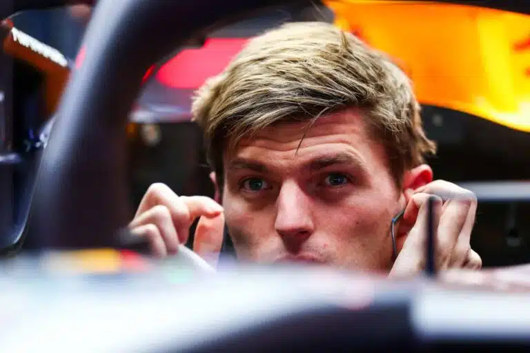 F1-pomot varmasti rukoilivat, ettei Max Verstappen aja paalulle – käsillä oli todellinen PR-katastrofi