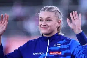 Wilma Heltelän toiminta treeneissä ällistyttää – seiväshypyn maailmantähtikin ihmeissään