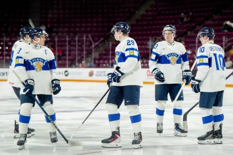 Nuorten Leijonien pelaaja säkenöi MM-kisoissa – NHL-seuran fanit sulaa vahaa
