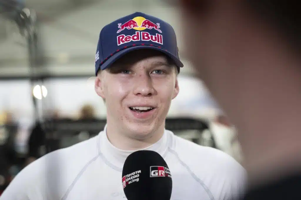 Uusi kuskisopimus – Kalle Rovanperä läväytti pöytään ilouutisia