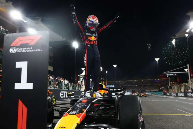 Raju väite Max Verstappenin F1-tulevaisuudesta – tallin peli on pelattu