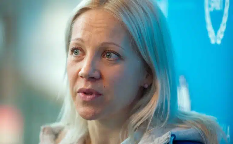 Kaisa Mäkäräisen leuka tippui lattiaan ampumahiihtäjän ”käsittämättömästä” tempusta