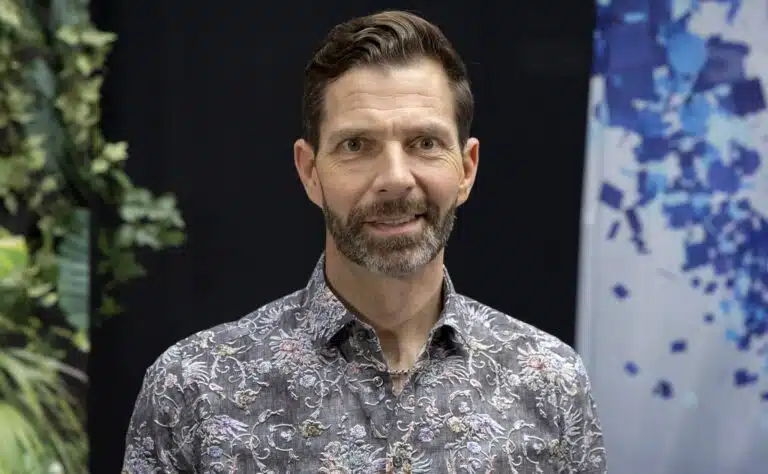 Tuima Janne Ahonen lausui vain yhden sanan – kaikki olivat haljeta naurusta