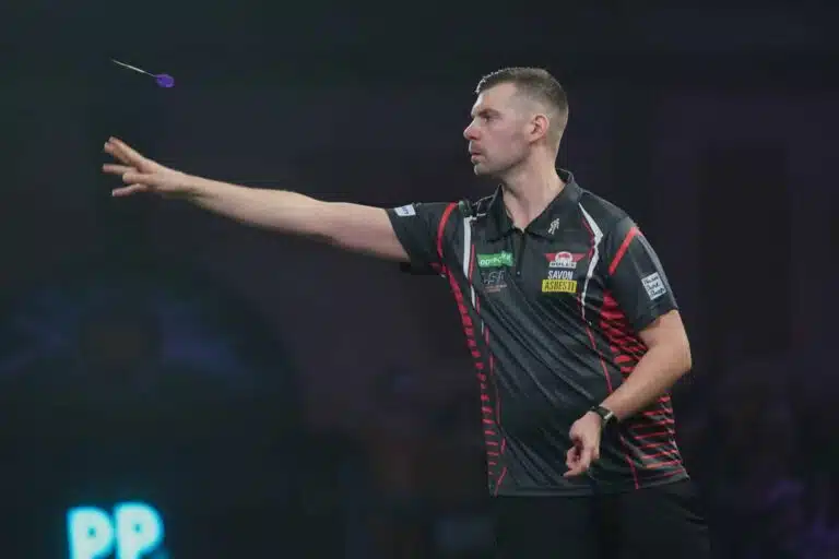 Suomen darts-tähdeltä loistava suoritus maailmalla