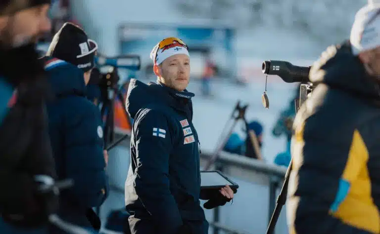 Kaisa Mäkäräinen ei voinut käsittää, mitä Suomen päävalmentaja päästi suustaan tv-lähetyksessä