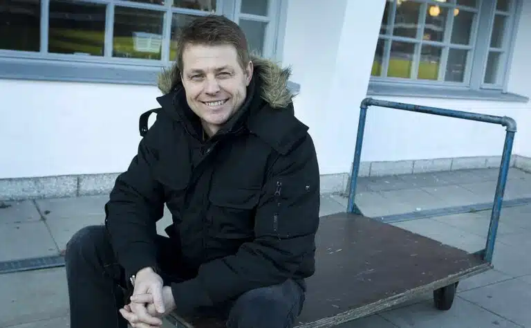 Ville Klinga tajusi sen itsekin – päästi suustaan jotain todella ”tyhmää” Viaplayn hiihtolähetyksessä