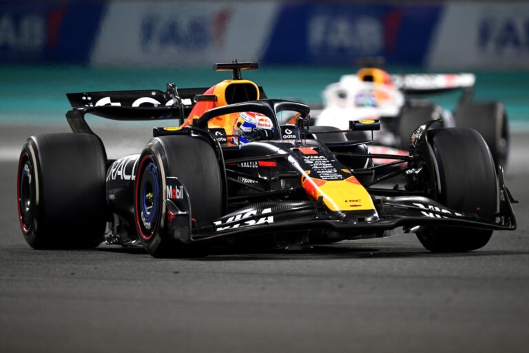 Red Bullilla kävi iso luuta – formulakuskeille näytettiin ovea
