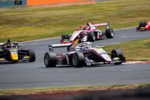 Kaiken nähnyt formula-asiantuntija katsoi Kalle Rovanperän touhua pari kisaa – tuomio tuli nyt VM:ssä