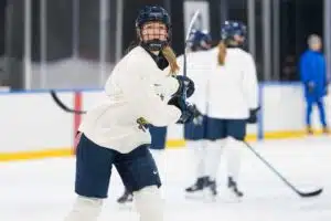 Naisleijonan ja NHL-hyökkääjän suhde puhuttaa Pohjois-Amerikassa