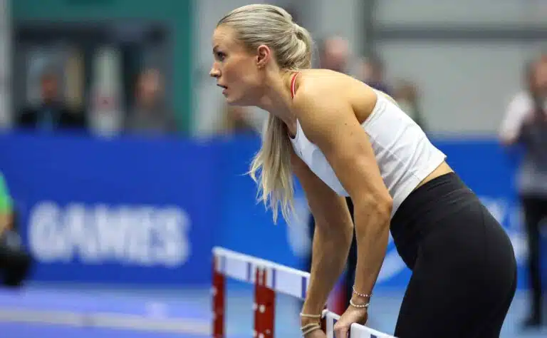 Mysteeri selvisi eronneelle Lotta Haralalle – SE-nainen romahti