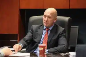 Lähde: Jarmo Kekäläinen ei ole luovuttanut – jahtaa todellista huippukaappausta NHL:ssä