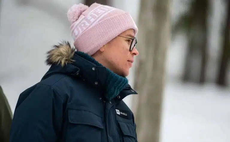 Ylen Riku Salmisen mitta täyttyi – haukkui nämä suomalaishiihtäjät pystyyn