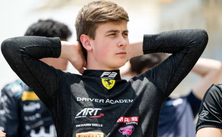 F1:n kuskimarkkinat kuumenevat – tapahtuuko Tuukka Taposen kannalta merkittävä käänne?