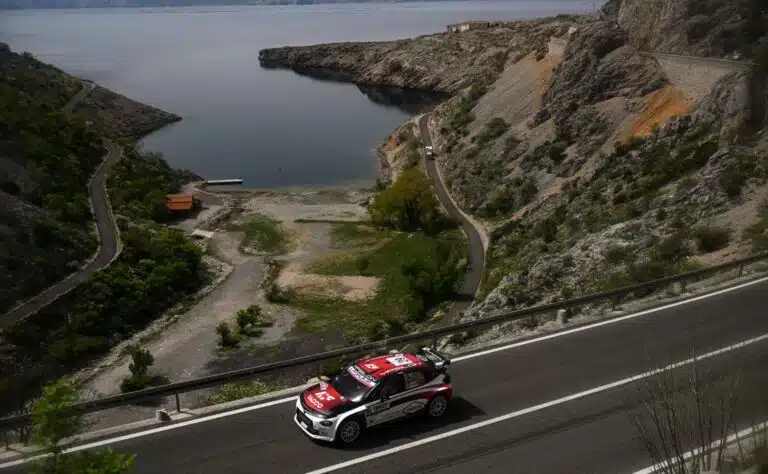 Suomalaiskuski paljasti – rallin MM-sarjassa merkittävä kuskikaappaus