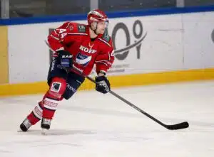 Unelmasiirrosta täysi katastrofi – HIFK:n päävalmentaja syytti heti valehtelusta
