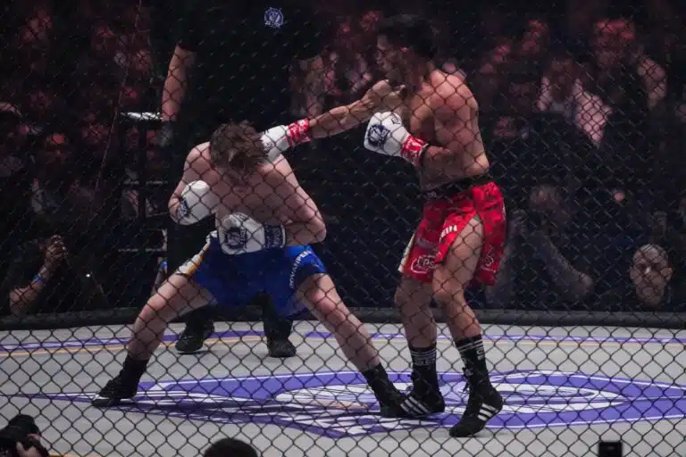 Suomen UFC-tähden ottelu peruttiin – se jäi yhdestä paperista kiinni: ”Paska fiilis”