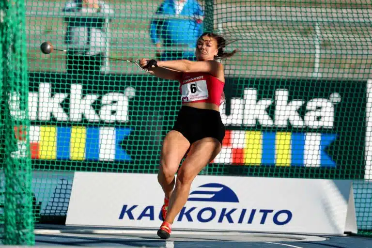 Yle: Suomen moukarinainen pihalle EM-kisoista – tekemätön paikka