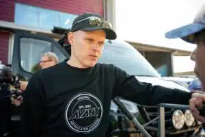 Ott Tänak palaa Toyotan rattiin – kilpakumppani: ”Hän pyyhkii lattiaa meillä”