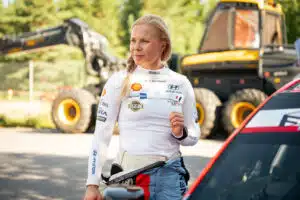 Enni Mälkönen kohtelu rallimaailmassa tyrmistyttää – ”Todella julmaa”