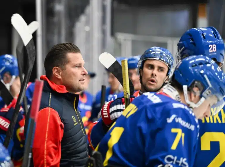 Asiantuntija: Jokerit valmistautuu vaihtamaan päävalmentajaa – pöydälle lyötiin nyt kova nimi