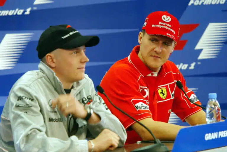 Ankunft von Kimi Raikkonen - Räikkönen und Jenni Dahlman im Fahrerlager